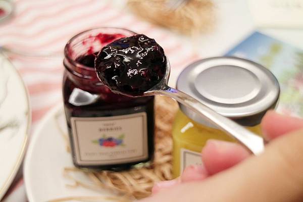 台北士林區=<天母美食>topo+cafe’拓樸本然~*蛋糕推薦*強調甜點/天然/健康*送禮送到人家心坎裡*綿密的蛋糕扎實的口感,你不容錯過= 台北士林區=<天母美食>topo+cafe’拓樸本然~*蛋糕推薦*強調甜點/天然/健康*送禮送到人家心坎裡*綿密的蛋糕扎實的口感,你不容錯過=