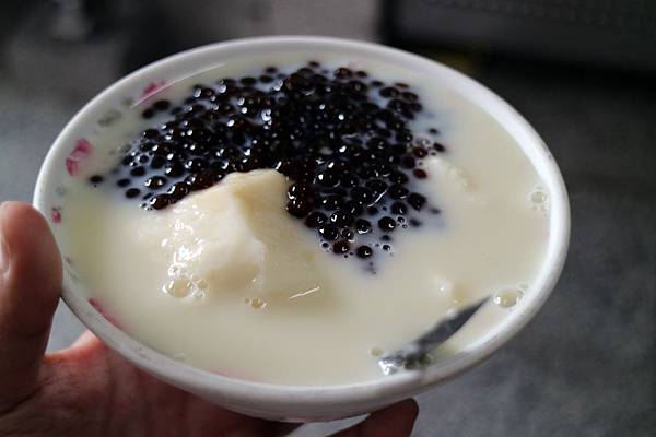 嘉義東區=<食>皇家豆漿豆花~珍珠Q彈又涮嘴*夏日涼涼好聖品*來到嘉義一定要品嘗一碗的在地小吃*傳統的下午茶點心= 嘉義東區=<食>皇家豆漿豆花~珍珠Q彈又涮嘴*夏日涼涼好聖品*來到嘉義一定要品嘗一碗的在地小吃*傳統的下午茶點心=