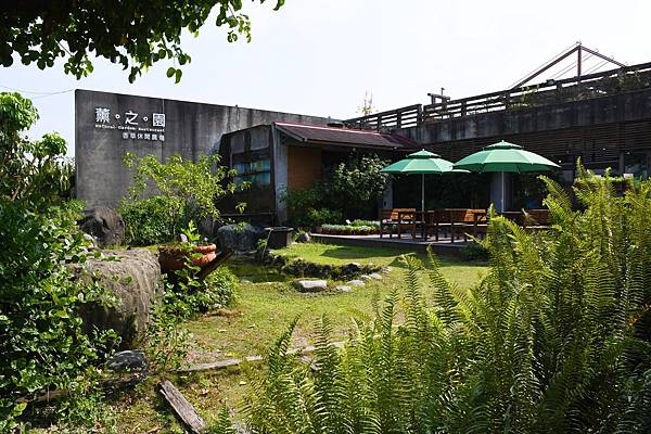 DSC_0957.JPG DSC_0957.JPG