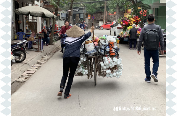 108.1.23.(30)越南河內路上所看到的景.JPG