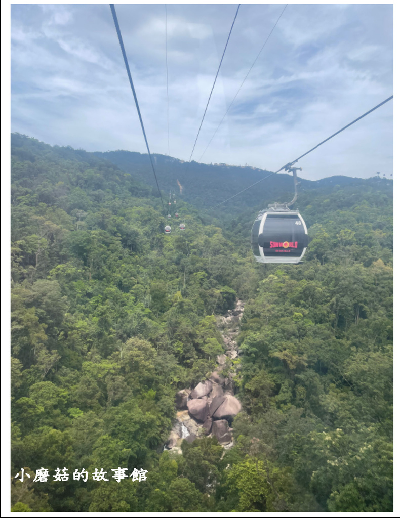 112.6.24.(17)越南峴港-巴拿山(百年酒窖+黃金佛手橋).JPG