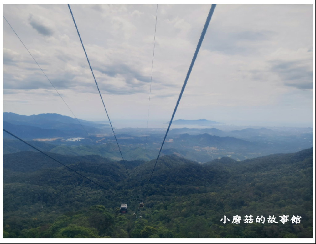 112.6.24.(23)越南峴港-巴拿山(百年酒窖+黃金佛手橋).JPG