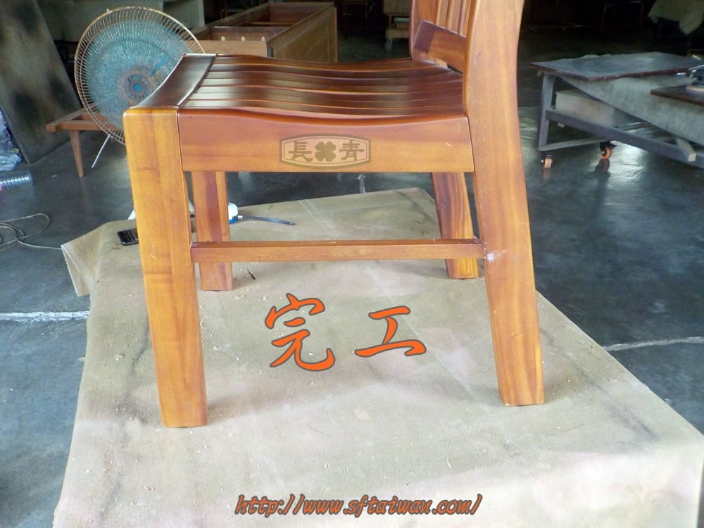 長青傢俱-寫字椅搖晃修復 長青傢俱-寫字椅搖晃修復