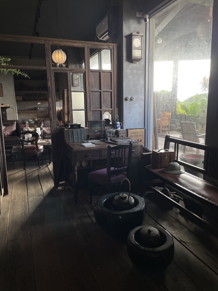 新北八里咖啡廳推薦｜美好時光．八里｜預約制古色古物咖啡廳、大