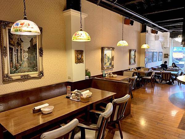 IMG_2030.jpg IMG_2030.jpg