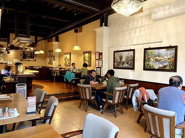 IMG_2047.jpg IMG_2047.jpg