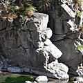 像人臉的岩石