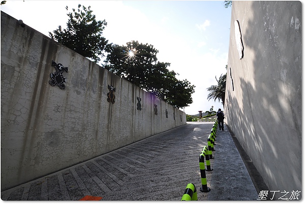 福華地下停車場入口