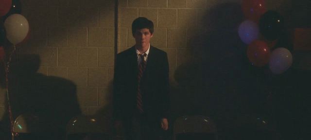 The-Perks-of-Being-a-Wallflower-Screen-Captures-Trailer-logan-lerman-31037808-1280-720