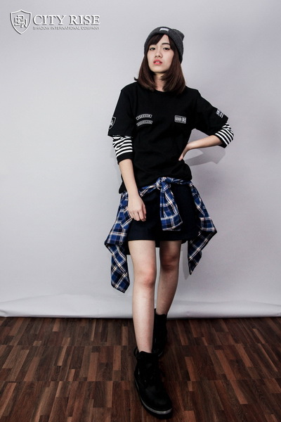 SHADOW 2014-15 秋/冬  City Rise Patchwork Tee 貼布短T