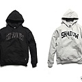 【2015FW Hook Hoodie】  鉤毛線的美式立體大字型 350磅重的刷毛棉質材質 內裡觸感柔軟 外頭卻不失外型的挺度  材質: 棉 顏色: 黑色、灰色 售價: