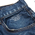 【2015FW Ameba Damaged Denim】  使用13OZ的重磅純棉製作 經過幾次的對色後洗煉成自然的藍 用心設計貼布、破壞、補丁、電繡、補貼等細節 變形蟲