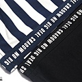 【2016SS Border Tape Line Tee】夏日橫條短袖上衣  素色短T雖然是夏天的首選 但是穿久了總覺得每個人出門都像雙生兒 所以特別在側身拼上拼條 嚴選