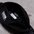 【2017SS Stencil Waist Bag】輕便兩用腰包  輕便的隨身物品及包包在夏天佔了好重要的地位 活動方便的調整帶 可選擇斜背或當作腰包使用 隔層多可方便放