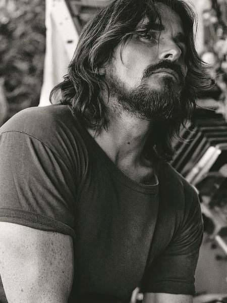 christian-bale-portada-photoshoot-wsj-magazine-diciembre-2014-07.jpg