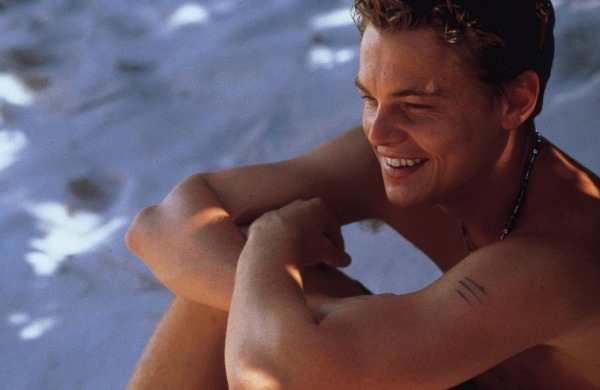 leo-dicaprio-the-beach leo-dicaprio-the-beach