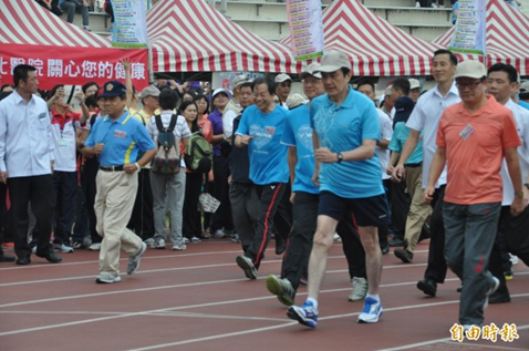 軍聞社新聞翦影a