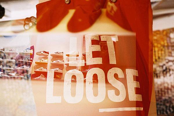 F1000017 YASHICA GSN X  OLYMPUS 35DC XFUJIFILM SUPERIA X-TRA 400 MX Shirely.JPG