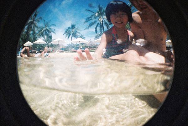 F1330034 Lomo Fisheye II X Fujifilm 1600