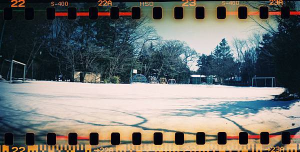 020009 Lomo Sprocket Rocket + X Fujifilm X-TRA 400