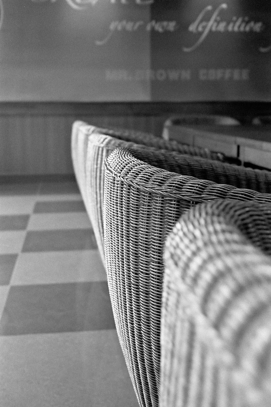 F1010019 Olympus 35DC X Kodak TMAX400.jpg