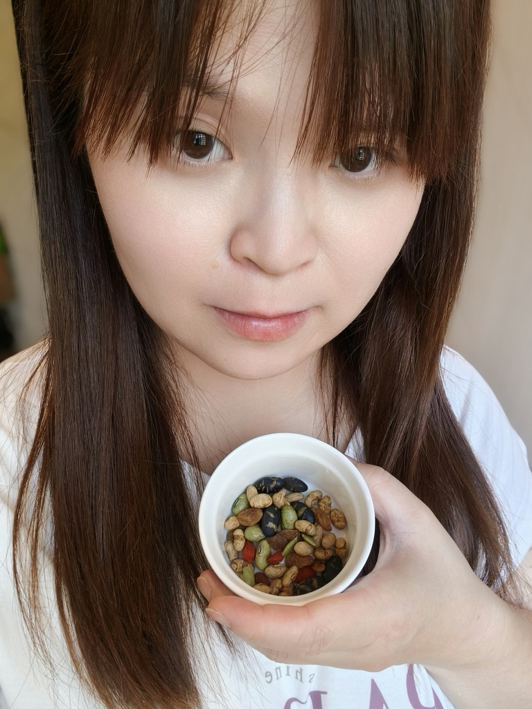健康零嘴分享//惠珍軒 烘焙五寶豆果// 豆類的酥脆香氣、搭
