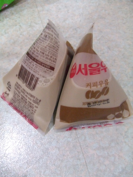 嗯...就是咖啡牛奶