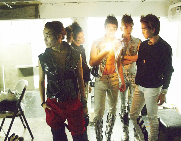 shinee-lucifer-2.jpg