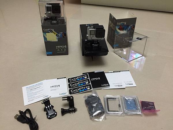 GoPro HERO 4 銀色極限攝影機(4).JPG