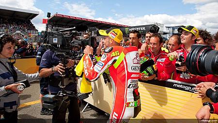 46+valentino+rossi,+motogp-2_original.jpg