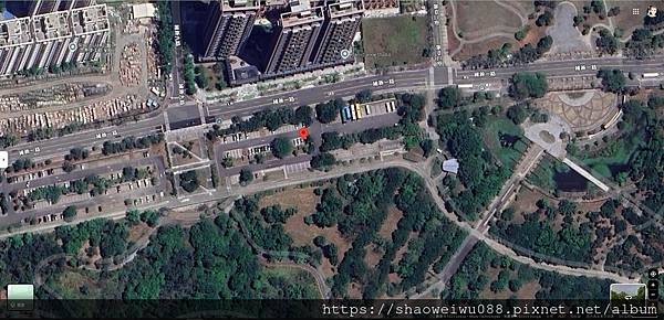 高雄市楠梓區高雄都會公園小客車停車場及周邊景點