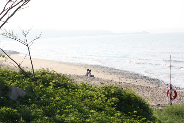 人很渺小