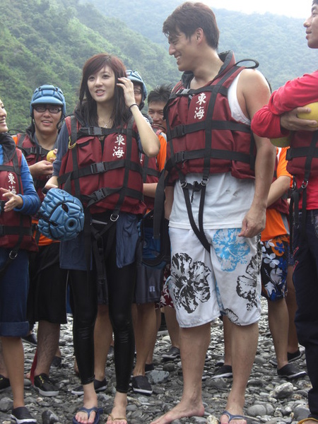 這種風平浪靜的氣候還能翻船