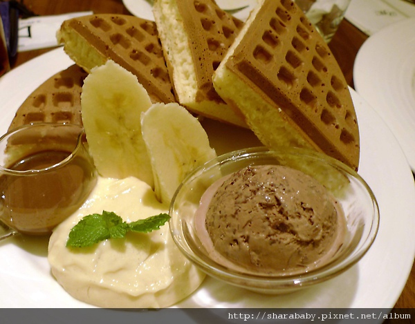 還有我愛的巧克力香蕉鬆餅