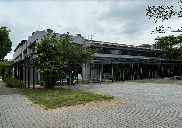 【親子共讀】設有親子共讀區且環境清幽的圖書館-臺中市立圖書館 【親子共讀】設有親子共讀區且環境清幽的圖書館-臺中市立圖書館