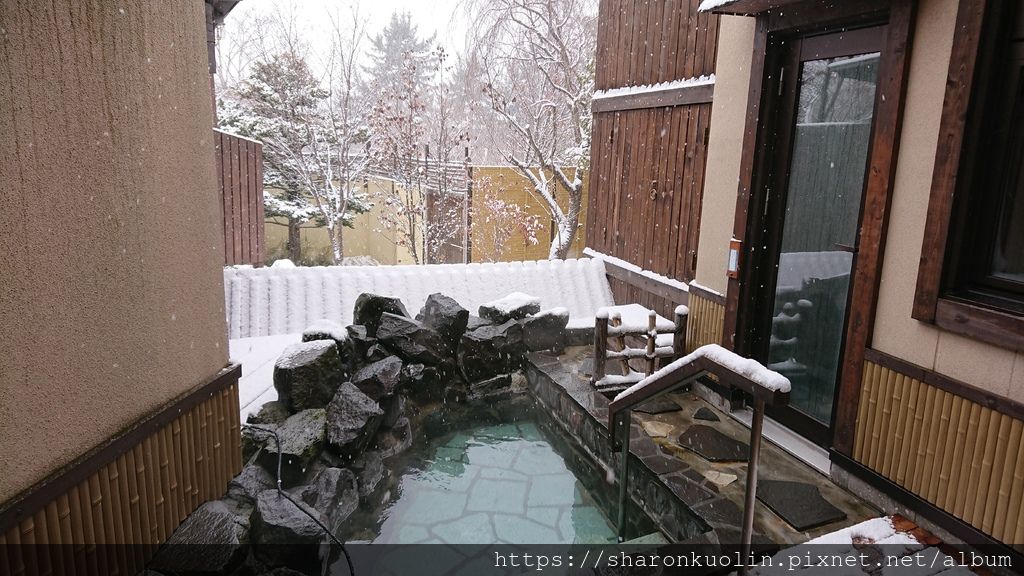 DSC_0830.JPG DSC_0830.JPG