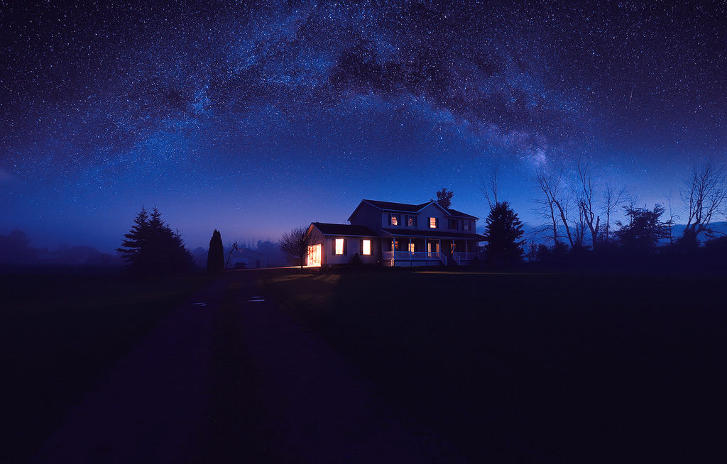 Night-Wallpaper-dark-sky-stars-house-light-road-trees-nature