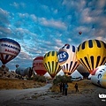 Cappadocia_hot_air_balloon_05.jpg