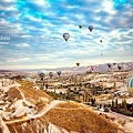 Cappadocia_hot_air_balloon_12.jpg