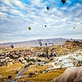 Cappadocia_hot_air_balloon_19.jpg