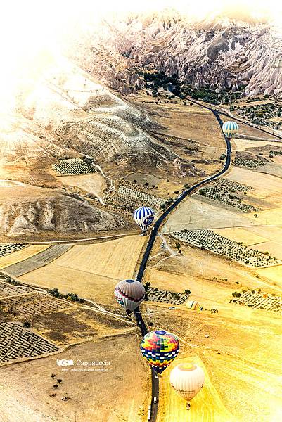 Cappadocia_hot_air_balloon_51.jpg