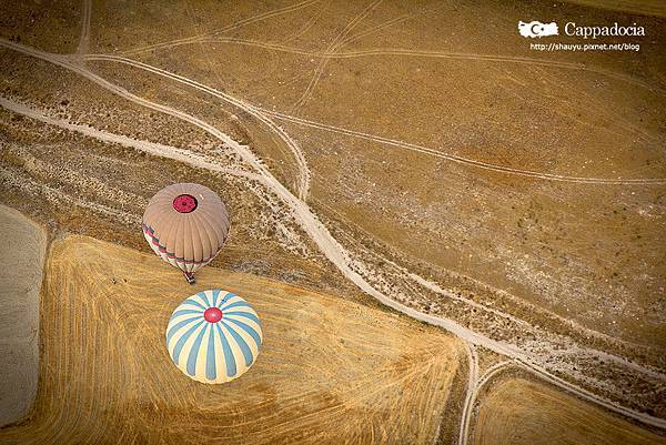 Cappadocia_hot_air_balloon_53.jpg