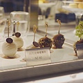 dereve-cafe-德爾芙咖啡(台中民權總店)甜點櫃3.jpg
