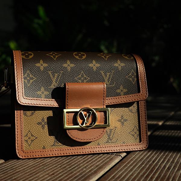 LV DAPHINE MINI