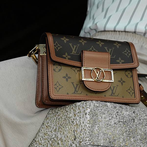 LV DAPHINE MINI