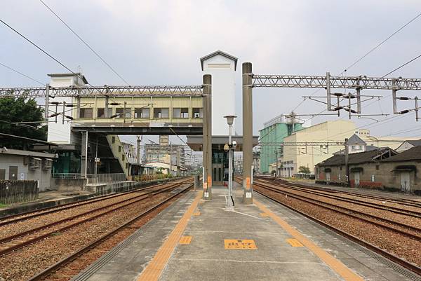 台鐵路竹火車站_33.JPG