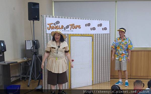 0911-puppet show 01.jpg 0911-puppet show 01.jpg