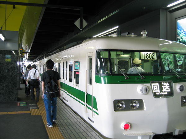 京都市內電車..ㄔ峨野線...去嵐山