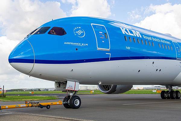 KLM.jpg KLM.jpg