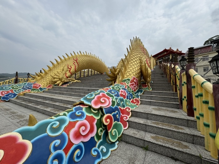 南投中寮金龍山法華寺